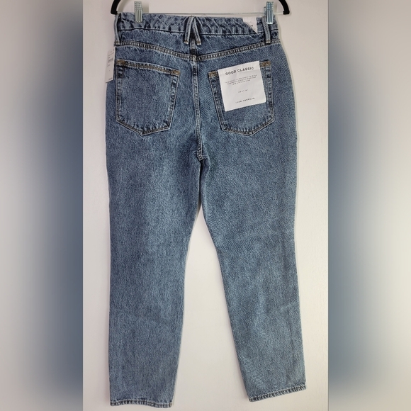 NWT  Good American Classic Skinnish High Rise Jeans 8 Distressed - Picture 8 of 8